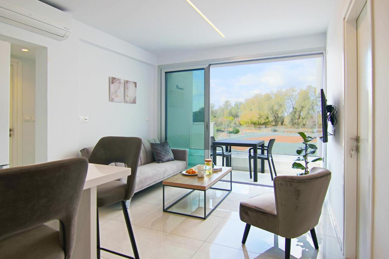 Phaedrus Living - Seaside Executive Flat Harbour 208 Διαμέρισμα Πάφος Εξωτερικό φωτογραφία